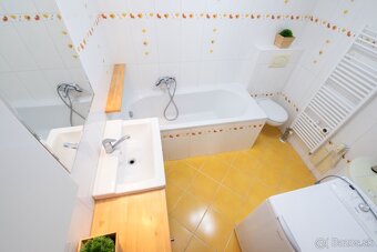 KLIMATIZOVANÝ BYT S TERASOU A ZÁHRADOU, Dunajská Lužná - 10