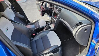 Skoda Octavia Combi RS 2.0 Tdi 125kw 2011 DSG - 10