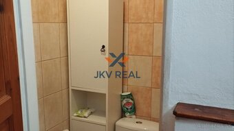 PREDAJ rodinný dom 4+1 pod Vršatskými bralami - 10