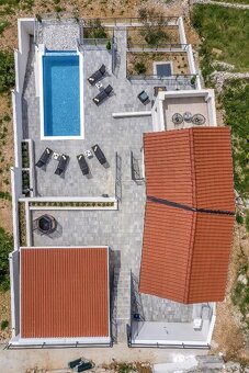CHORVATSKO:Moderní vila s bazénem a panoramatickým výhledem - 10