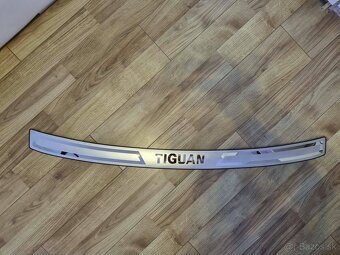 OCHRANNA LISTA NA NAKLADACIU HRANU - 10