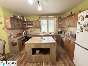 5- IZBOVÝ RODINNÝ DOM ,1354 m2, OKRUŽNÁ, OKR.PREŠOV - 10