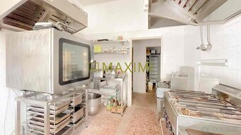 Zabehnutá reštaurácia na prenájom - 10