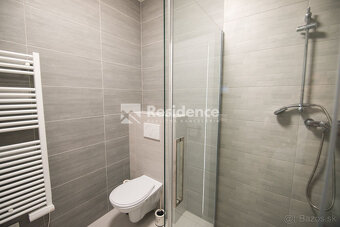 Moderný byt s terasou na prenájom - Victory Port Palúdzka - 10