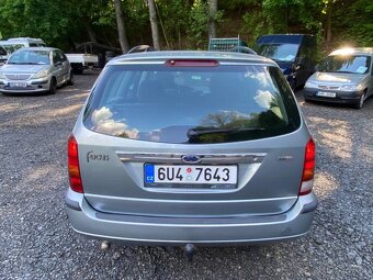 Ford Focus Combi GHIA 1.8 TDCI 85kW klima tažné xenony 2004 - 10
