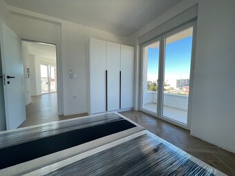 Apartmánový dom so 6-timi zariadenými apartmánmi /Chorvátsko - 10