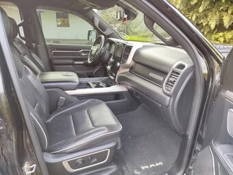 Dodge RAM LARAMIE , 4x4 , full vybava , 2019 rok - 10