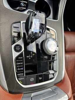 Predám BMW X7 M50i xDrive – 530 koní – r.v. 2022 - 10