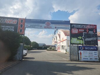 Skladovo-výrobné a obchodné priestory (1360m²) + parkovanie - 10