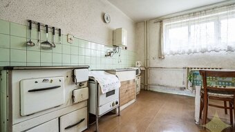 Dvojgeneračný rodinný dom v obci Balog nad Ipľom - 10