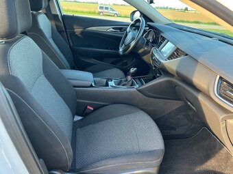 Opel Insignia ST kombi 2,0 cdti 125 kw - 10