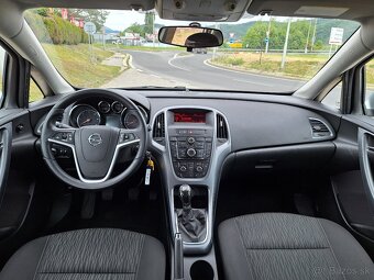 Opel Astra 1.7 CDTI 130k Cosmo - 10