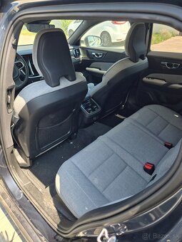 VOLVO V60 B4, 56tis km, 08/2020, AT/8, NEBÚRANÉ, TOP VÝBAVA - 10
