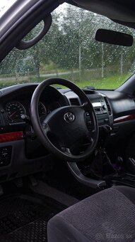 Toyota Land Cruiser J120 Prado - 10