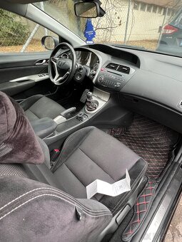 Honda Civic Type S 1.8 benzín - 10