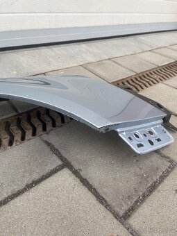 Predný blatník VW Passat B6 LB5M - 10