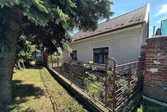 Na predaj rodinný dom so záhradou, pri Trnave, obec Boleráz. - 10