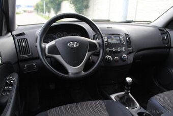 Hyundai i30 1.6 CRDi Comfort - 10