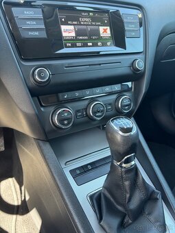 Škoda octavia combi 2.0 TDI 110kw M6 - 10