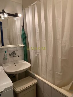 2-izbový byt v centre Malaciek – výborná poloha, príjemná di - 10