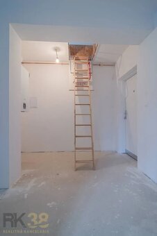 Priestranný 2-izbový byt s krásnym výhľadom na Vysoké Tatry - 10