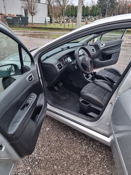 Peugeot 307 1.6 HDi - 10