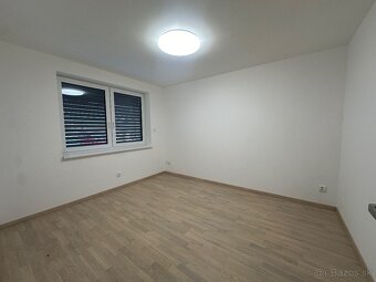 Na prenájom 4 izbový rodinný dom - Voľný Ihned - 10