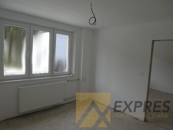 RK EXPRES - PREDANÝ 2 izbový holobyt v Handlovej. - 10