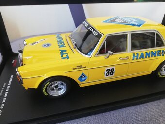 1:18 Mercedes-Benz 300 SEL 6.8   1971 - 10