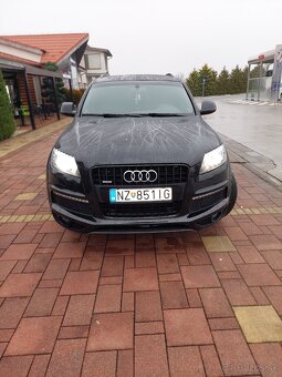 Audi Q7 - 10