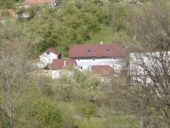 Prenajmem samostatný rodinný domček 50 m2, spoločný dvor - 10