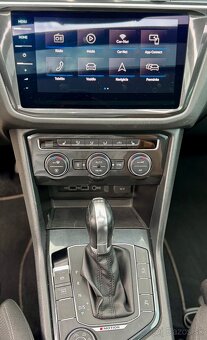 Volkswagen Tiguan Highline - 10