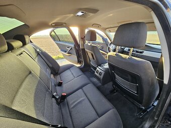 BMW E90 325i - 10