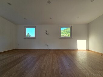 NOVOSTAVBA RODINNéHO DOMU ALEBO CHALUPY - 10