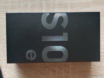 Predám Samsung Galaxy S10e (SM-G970F/DS) - 10