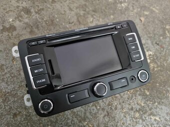 PREDAM AUTORADIO SKODA AMUNDSEN dotykové s GPS - 10