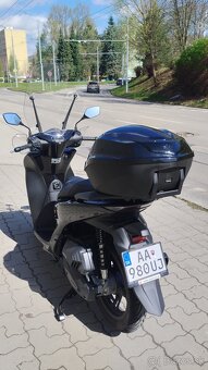 2025 Honda SH150, najazdené 700km - 10