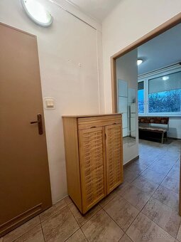 Prenajom / Predaj 1izbový byt - Komárno - 10