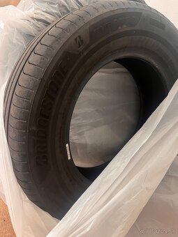 BRIDGESTONE Turanza 6 - 215/65 R16 - 10