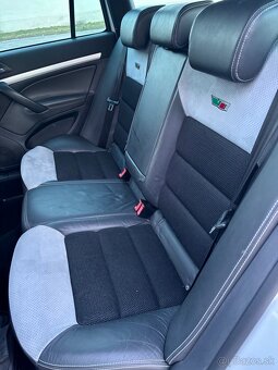 Skoda Octavia RS 2.0 TDI - 10