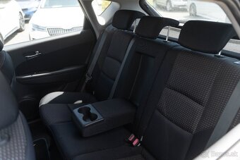 Hyundai i30 CW 1.6 CRDi -Len 142tis. KM- 116k Comfort - 10