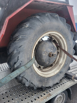 ponúkam zetor Náhradne diely - 10