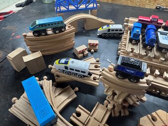 Drevený vláčik s prislusenstvom - 10