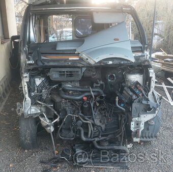 Renault trafic vivaro 1.9 dci 74kw diely stříbrná - 10