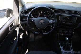 Volkswagen Touran 2.0 TDI Highline DSG - 10