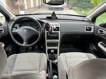 Peugeot 307 - 10