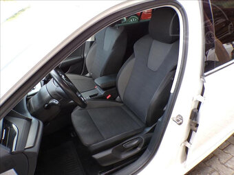 Škoda Octavia 2,0 TDI 1.MAJITEL ČR-DPH - 10