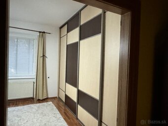 Predam velky byt a garaz (Spiegelsal 2 v Trnave) - 10