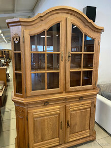 Dubové příborníky a vitriny Belgie a Německo - 10