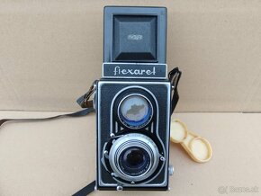 Starý fotoaparat FLEXARET s krytkou a pouzdrem - 10